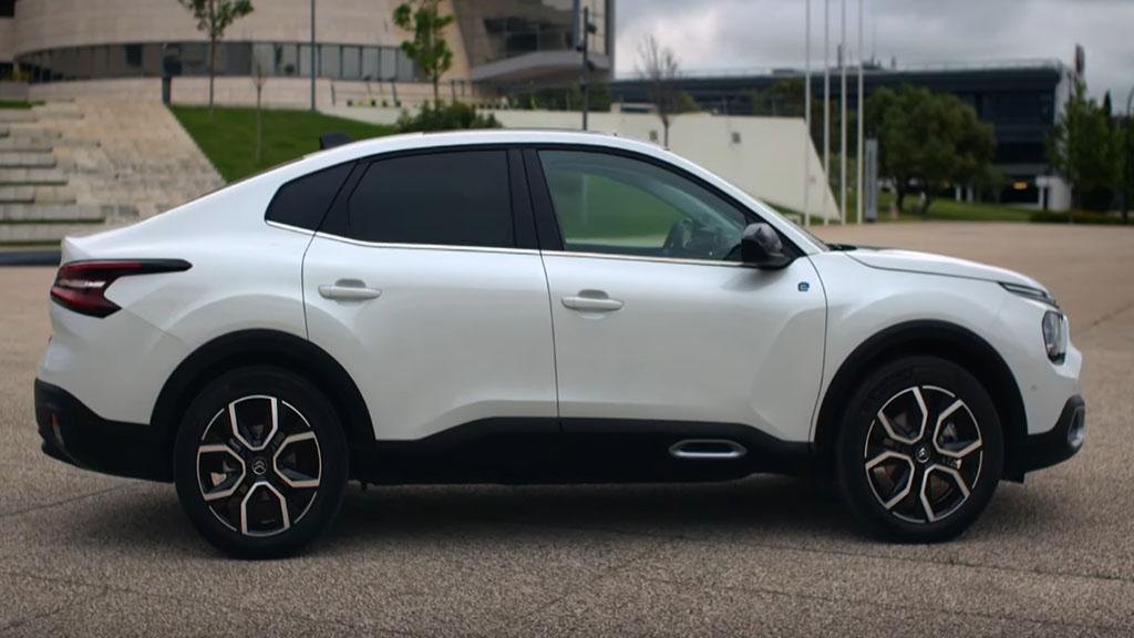 Citroen C4 X Yan